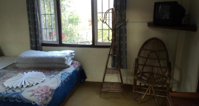 بوكْرا Nepal Guest House الغرفة الصورة